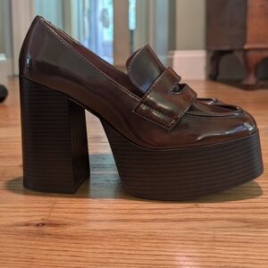 Elegant Brown Platform Loafers